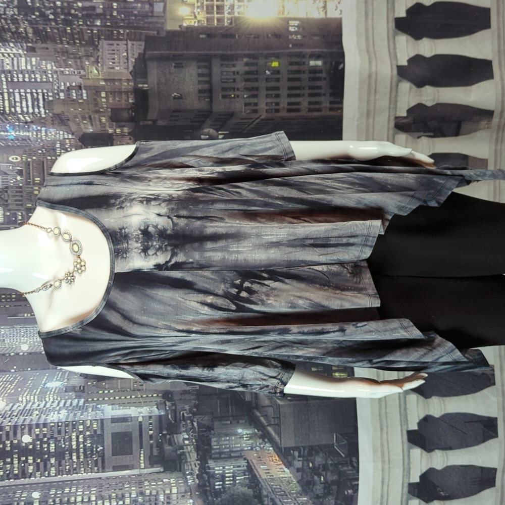Classique sz Large Draped Asymmetrical Tie Dye Cold Shoulder Flowing Top